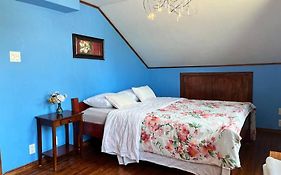 Petite Maison 2 Bedrooms